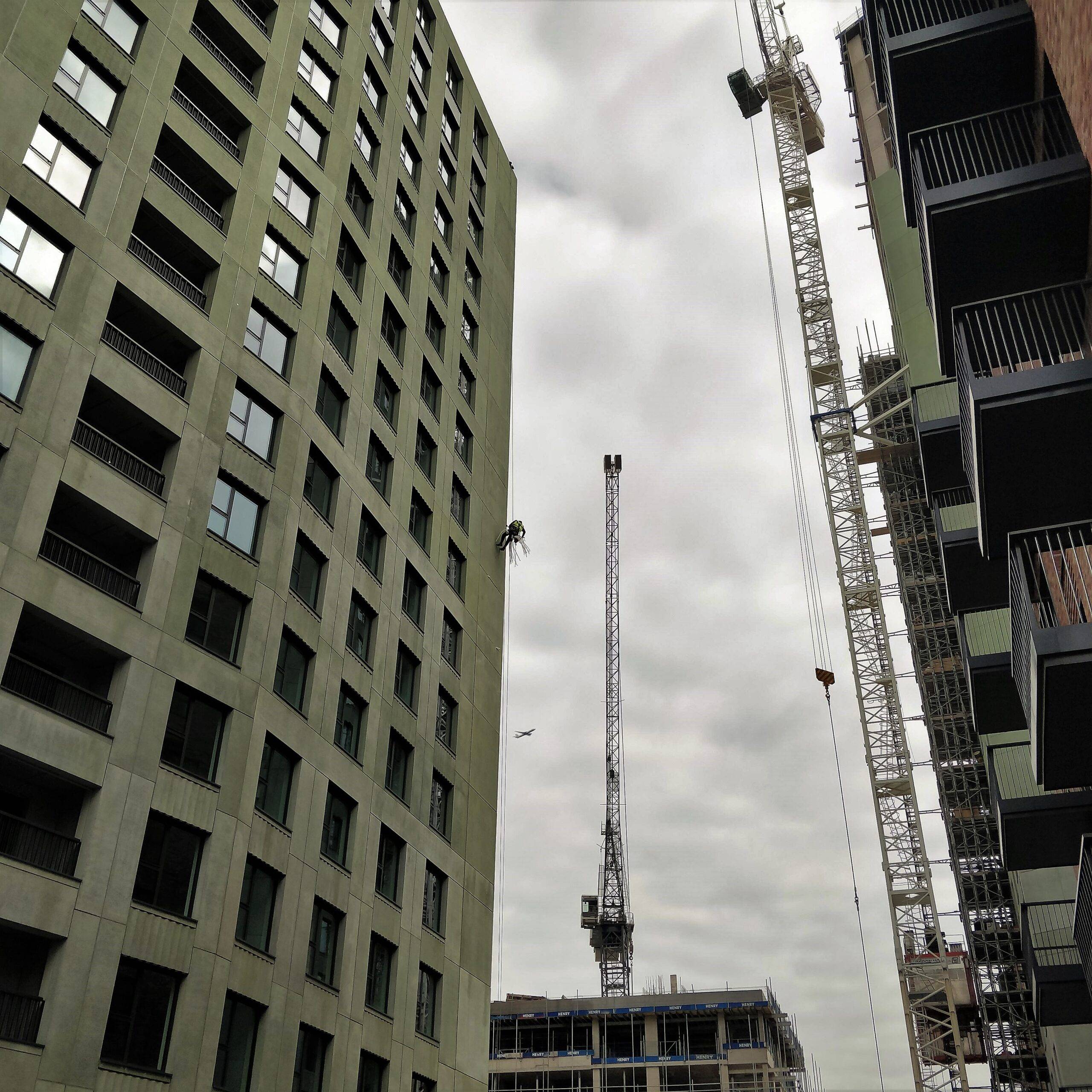 Why Rope Access is the Superior Choice for High-Rise Maintenance